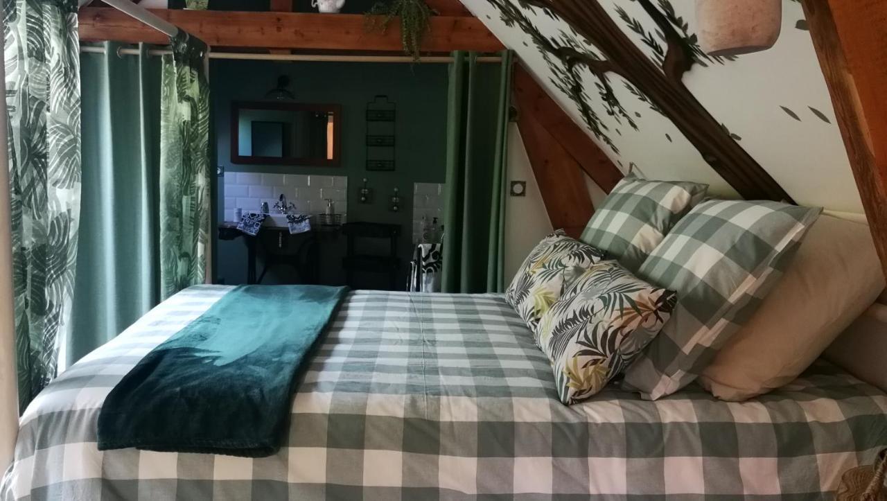Bed and Breakfast L'Arbre A The Онфлер Екстер'єр фото